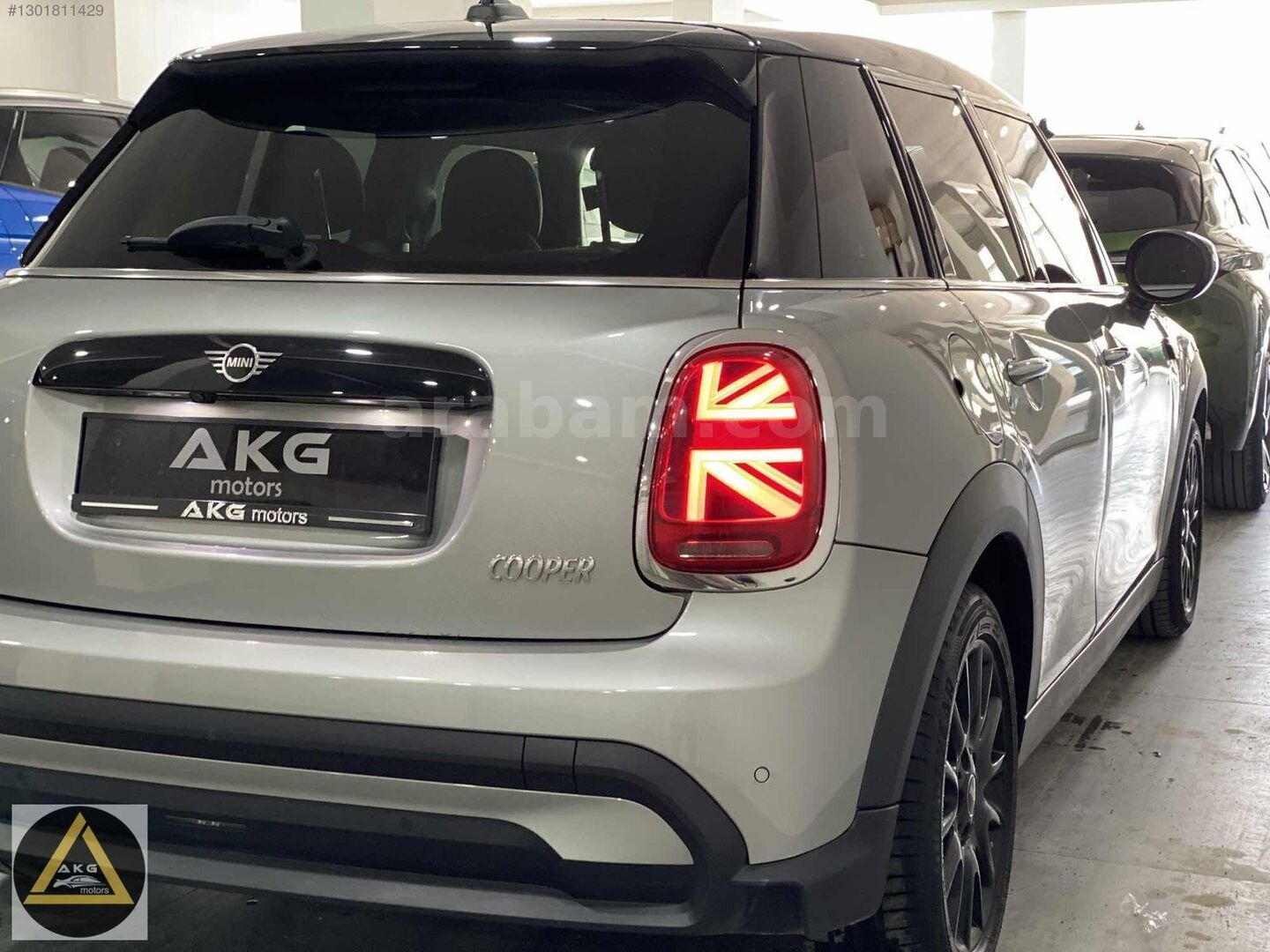 Galeriden Mini Cooper 1.5 Signature 2023 Model Antalya 28.000 km Gri 7