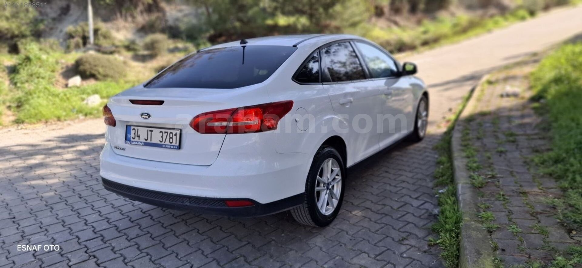 Galeriden Ford Focus 1.6 TDCi Trend X 2017 Model İzmir 250.000 km Beyaz 6