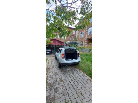 Sahibinden Dacia Duster 1.5 dCi Laureate 4×2 2015 Model
