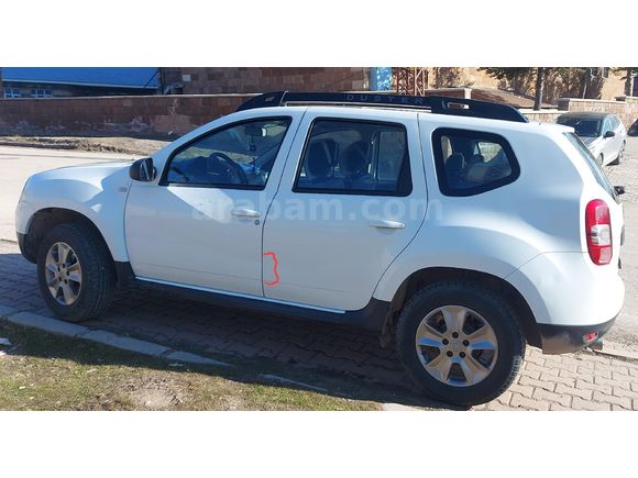 Sahibinden Dacia Duster 1.5 dCi Laureate 4×2 2015 Model