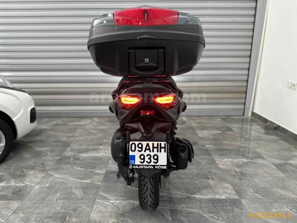 X MAX 250 TECH MAX FULL AKSESUAR KREDİ KARTINA 12 TAKSİT İMKANI