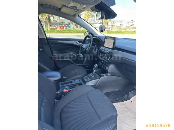 Sahibinden Ford Focus 1.5 Ti-VCT Titanium 2023 Model İzmir