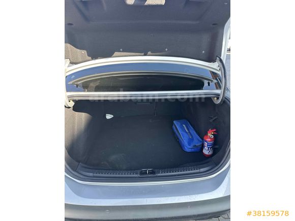 Sahibinden Ford Focus 1.5 Ti-VCT Titanium 2023 Model İzmir