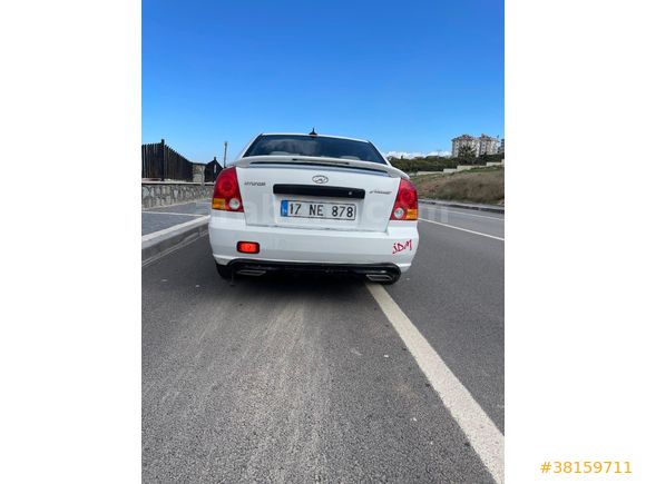 Sahibinden Hyundai Accent 1.3 Admire 2004 Model  2905000 km Beyaz