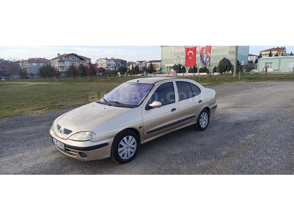 Sahibinden Renault Megane 1.9 D RN 2001 Model