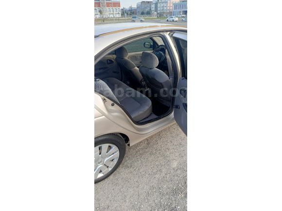 Sahibinden Renault Megane 1.9 D RN 2001 Model