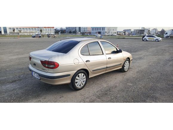 Sahibinden Renault Megane 1.9 D RN 2001 Model