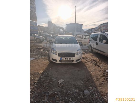 Sahibinden ticaride Malatya 2 yıl kalmıştır Fiat Linea 1.3 Multijet Active Plus 2012 Model