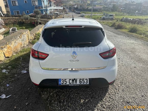 CLİO4 2015   1.5DİZEL  DOLULAR DOLUSU TEMİZLER TEMİZİ