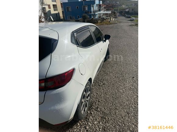 CLİO4 2015   1.5DİZEL  DOLULAR DOLUSU TEMİZLER TEMİZİ