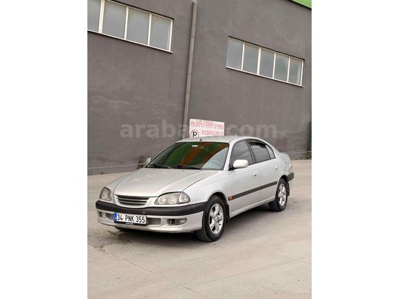 Sahibinden Toyota Avensis 2.0 Sol 1999 Model 