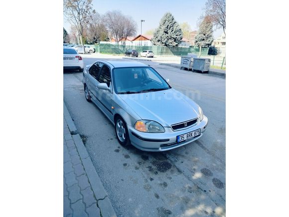 Sahibinden Honda Civic 1.4 i S 1999 Model