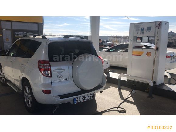 Acil Sahibinden Toyota RAV4 2.0 Extra 2011 Model 