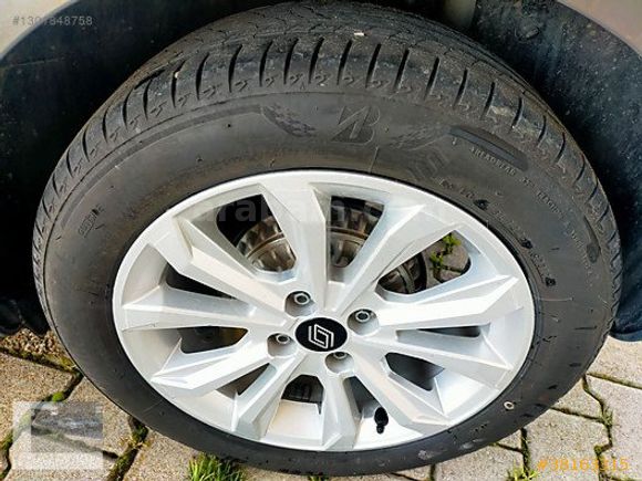 2025 MODEL CLİO 1.0 TCE EVOLUTİON X TRONİC COMFORT PAKET İLK EL