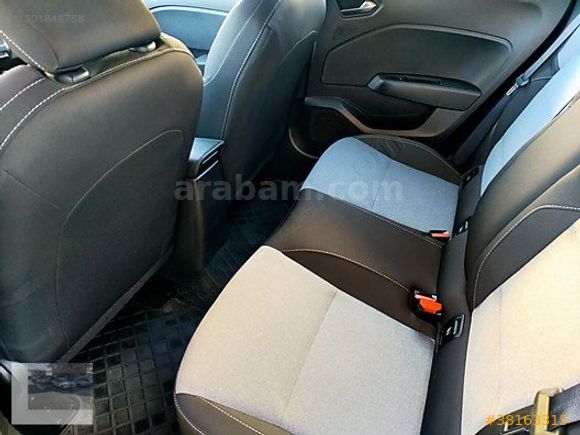 2025 MODEL CLİO 1.0 TCE EVOLUTİON X TRONİC COMFORT PAKET İLK EL
