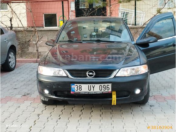 Sahibinden Opel Vectra 2.0 CD 1997 Model  305500 km Siyah