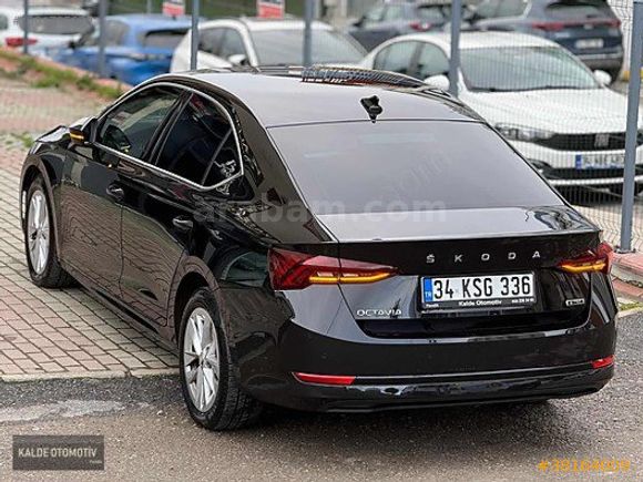 2024 SKODA OCTAVİA 1.5 E TEC PREMIUM 23.000 KM HATASIZ BOYASIZ