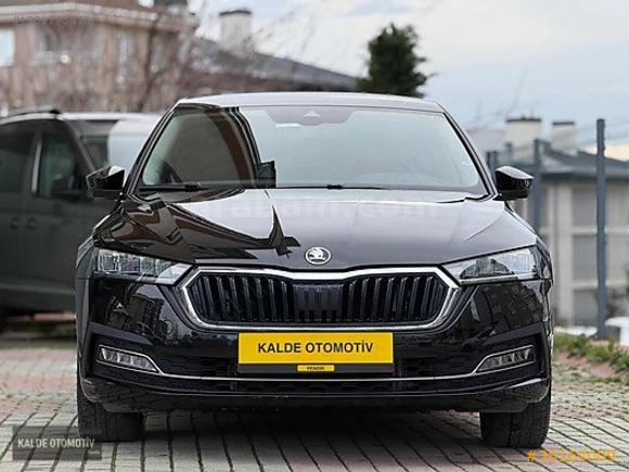 2024 SKODA OCTAVİA 1.5 E TEC PREMIUM 23.000 KM HATASIZ BOYASIZ