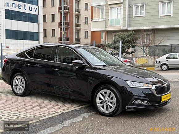 2024 SKODA OCTAVİA 1.5 E TEC PREMIUM 23.000 KM HATASIZ BOYASIZ