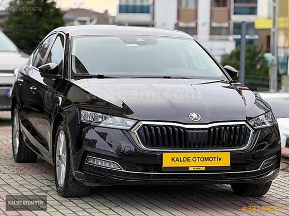 2024 SKODA OCTAVİA 1.5 E TEC PREMIUM 23.000 KM HATASIZ BOYASIZ
