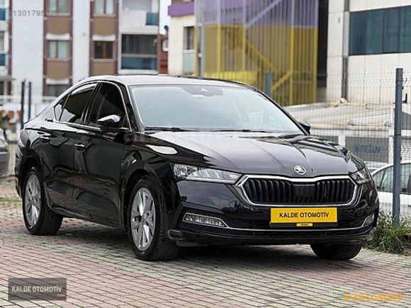 2024 SKODA OCTAVİA 1.5 E TEC PREMIUM 23.000 KM HATASIZ BOYASIZ