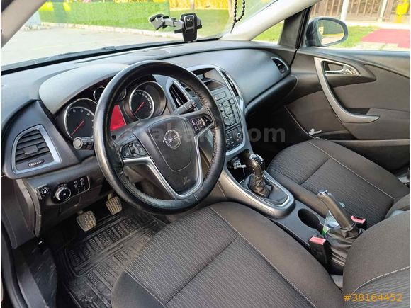Sahibinden Opel Astra 1.6 Edition 2012 Model 