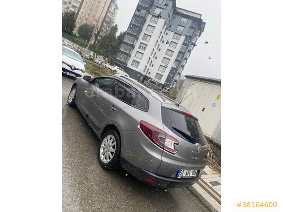 Sahibinden Renault Megane 1.5 dCi Sport Edition 2011 Model 