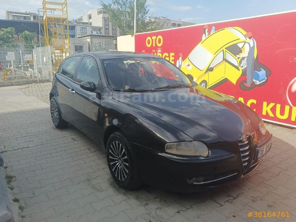 Sahibinden Alfa Romeo 147 1.6 TS Distinctive 2005 Model Bursa 252.000 km Siyah