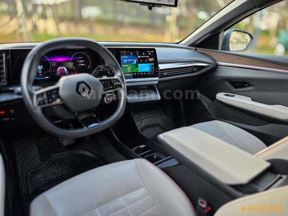 Renault Megane E-Tech Iconic Nardo Gri Boyasız