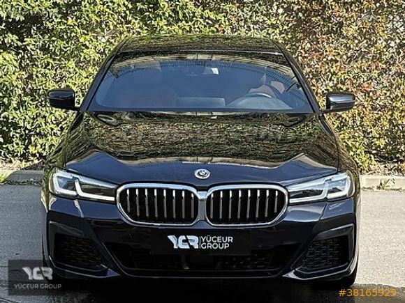 BMW 520İ M SPORT 2023 DEĞİŞENSİZ/BOYASIZ/VAKUM/MAKAM/OTONOM