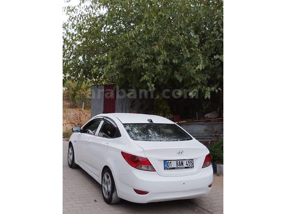 Sahibinden Hyundai Accent Blue 1.4 CVVT Mode 2011 Model