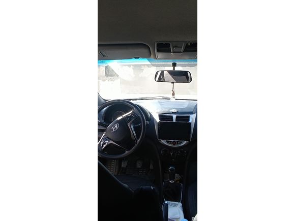 Sahibinden Hyundai Accent Blue 1.4 CVVT Mode 2011 Model
