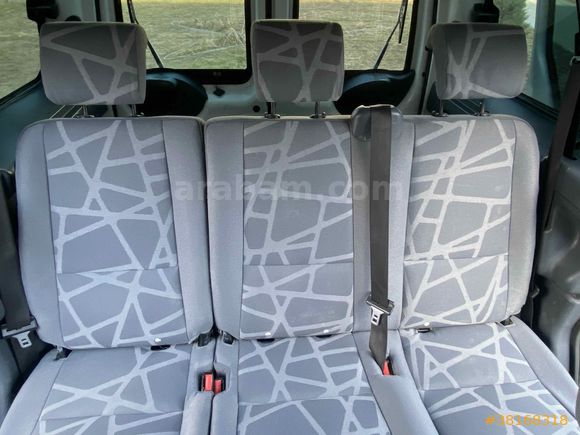 Galeriden Ford Tourneo Connect 1.8 TDCI Deluxe 2011 Model Malatya