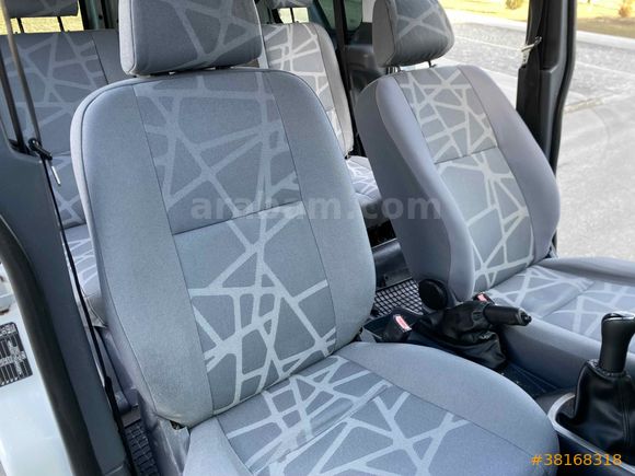 Galeriden Ford Tourneo Connect 1.8 TDCI Deluxe 2011 Model Malatya