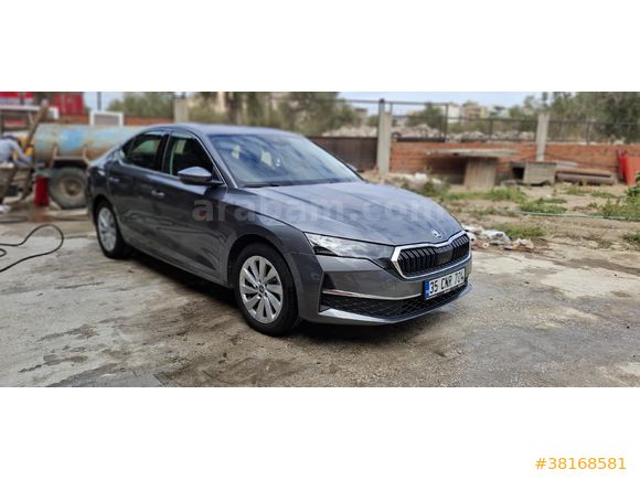 Sahibinden Skoda Octavia 1.5 Mhev Premium 2025 Model
