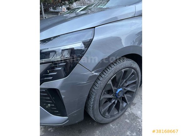 Sahibinden Renault Clio 1.0 TCe Techno Esprit Alpine 2024 Model 