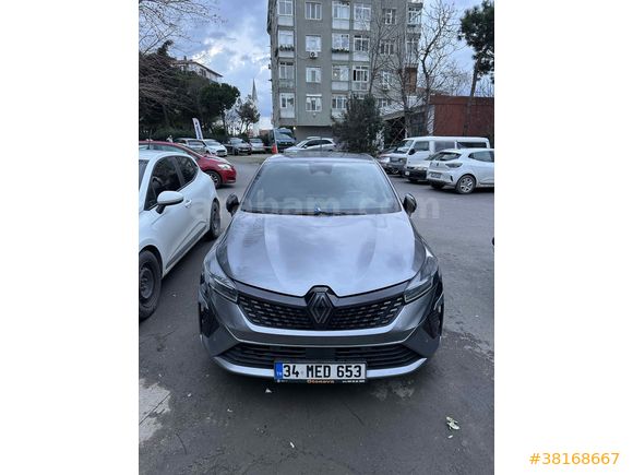 Sahibinden Renault Clio 1.0 TCe Techno Esprit Alpine 2024 Model 