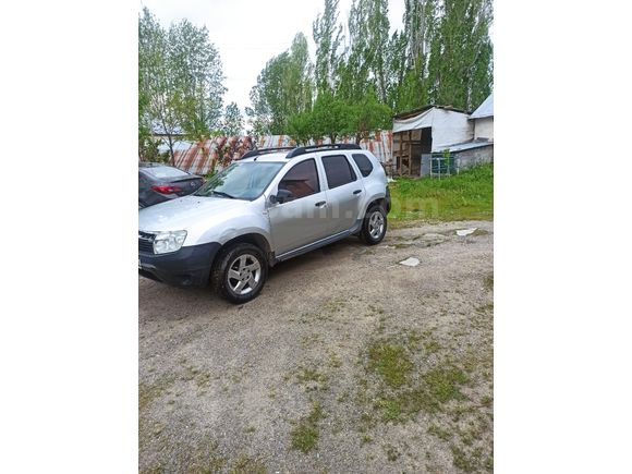2012 Duster LPG’li – Hasar Kaydı Yok – Temiz Aile Aracı”