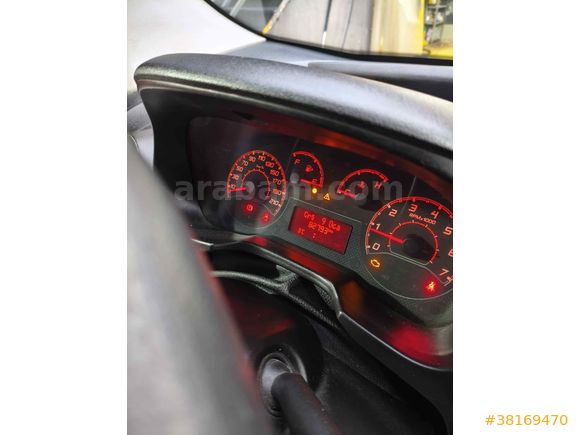 Sahibinden Fiat Fiorino Cargo 1.3 Multijet 2020 Model  84.000 km Beyaz