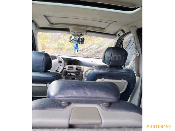 Sahibinden Renault Scenic 2.0 Privilege 2002 Model