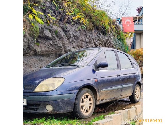 Sahibinden Renault Scenic 2.0 Privilege 2002 Model