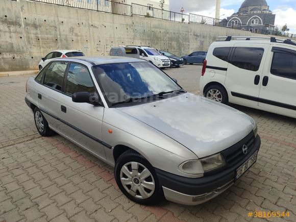 Sahibinden Opel Astra 1.6 Classic 2001 Model