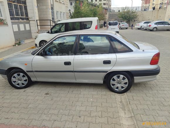 Sahibinden Opel Astra 1.6 Classic 2001 Model