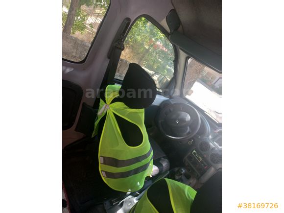 yeni motor,otomobil ruhsatlı Kangoo 1.9 D RN 2000 Model