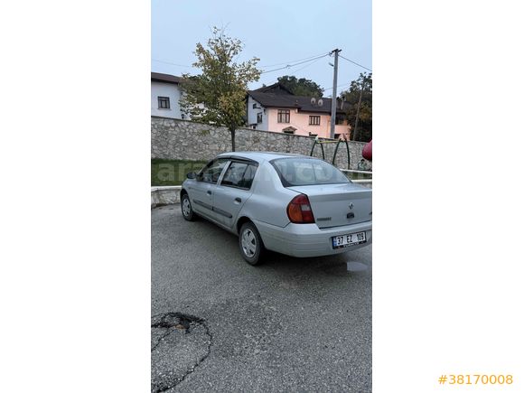 Sahibinden Renault Clio 1.4 RNA 2001 Model ACİL