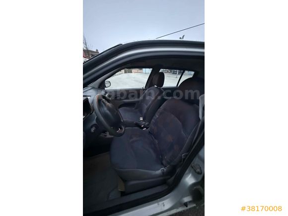 Sahibinden Renault Clio 1.4 RNA 2001 Model ACİL
