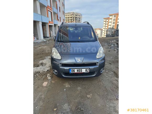 Sahibinden Peugeot Partner 1.6 HDI Adventure 2012 Model  175.000 km Gri (Gümüş)