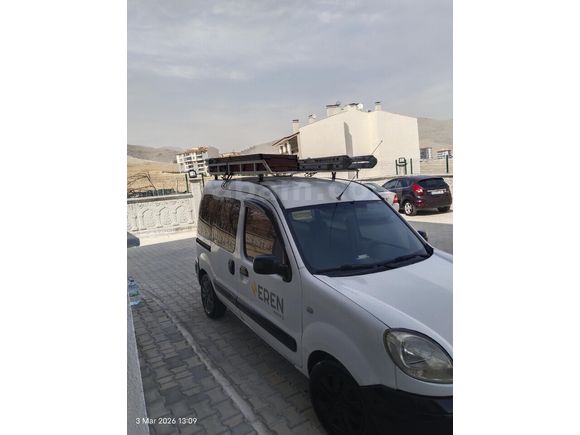 Sahibinden Renault Kangoo 1.5 dCi Expression 2011 Model