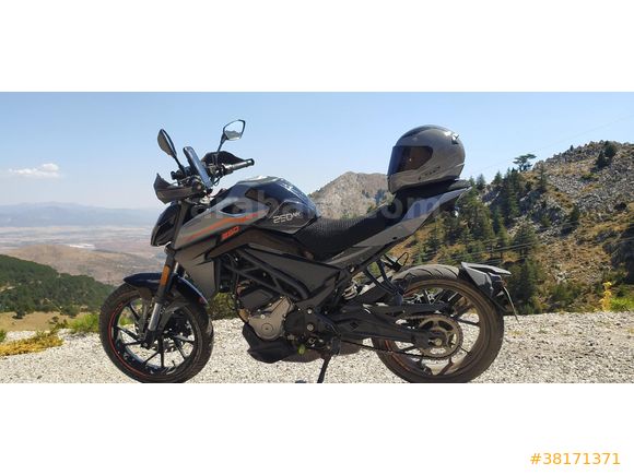 Bakımlı, düşük km, ekstralı CFmoto 250NK