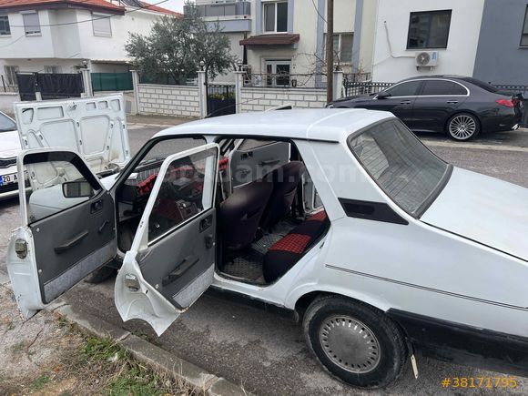 Yeni vizeli Sahibinden Renault R 12 Toros 1999 Model 